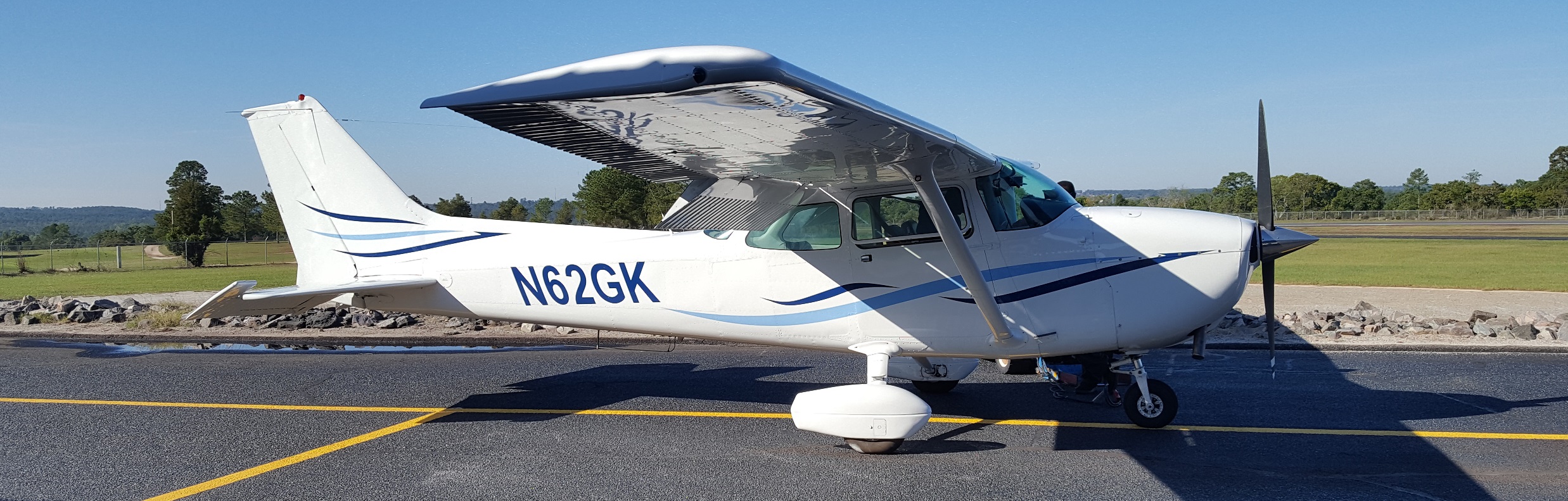 Augusta Flying Club aircraft N62GK on the ramp.